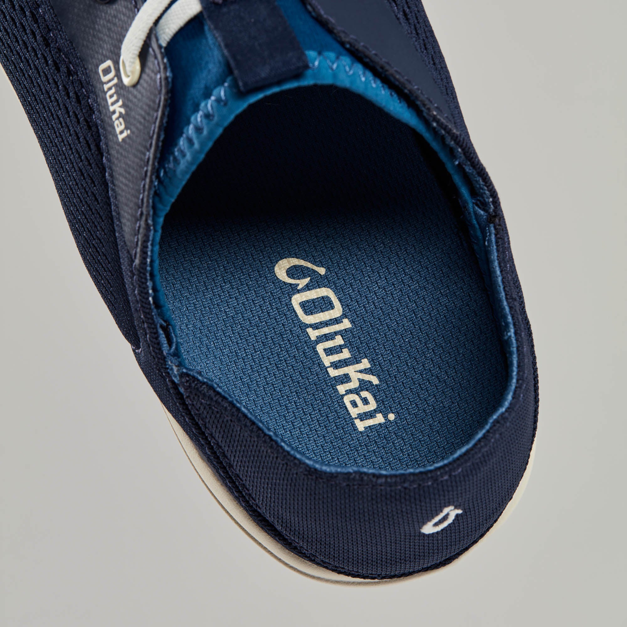 Moku Pae - Trench Blue / Off White